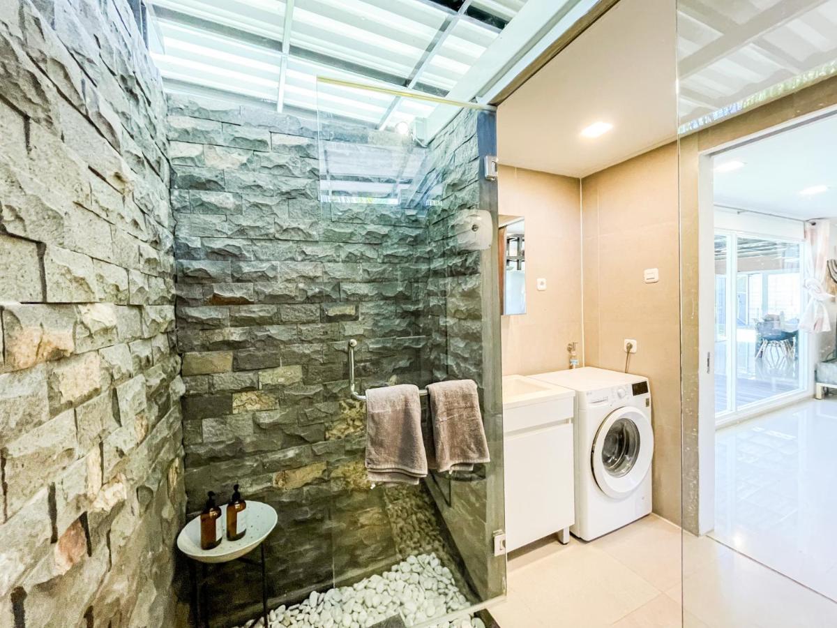 Villa Kotak Surfers Escape Reopening Rates Apply Now Selong Belanak Dış mekan fotoğraf