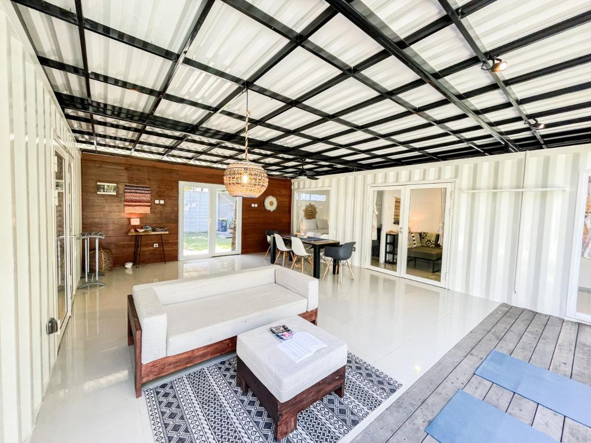 Villa Kotak Surfers Escape Reopening Rates Apply Now Selong Belanak Dış mekan fotoğraf